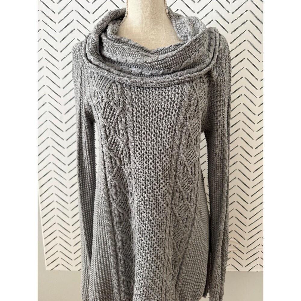 Jeanne Pierre Textured Gray Long Cable Knit Cozy Sweater‎ Size M Fisherman